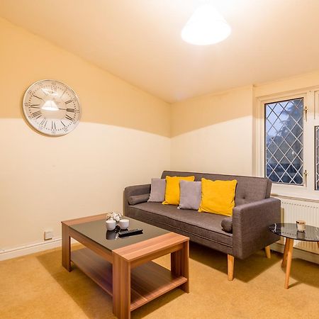 Skyline Serviced Apartments - Colestrete Stevenage Esterno foto